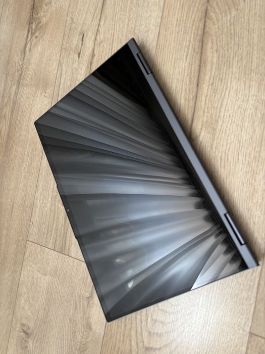 Ноутбук Lenovo Yoga 7