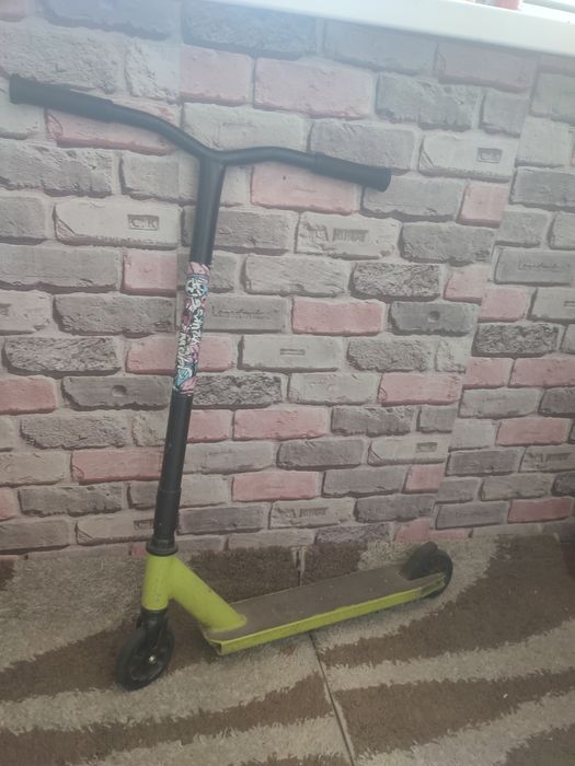 Самокат трюковой