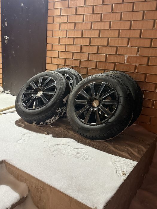 Продам шины зимние с дисками или обмен