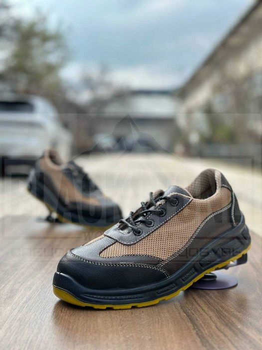 Спецобувь от BLACKSTONE европейского дизайна