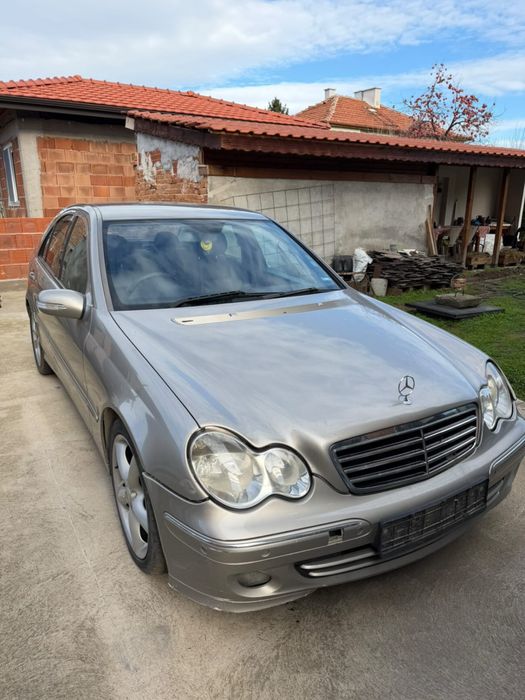 На Части Мерцедес W203 C220 CDI 150 коня
