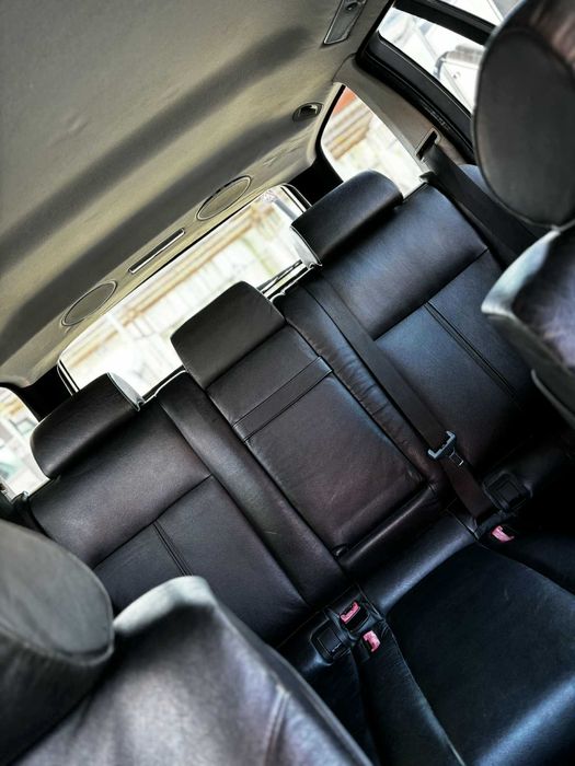 BMW 520I Комби 2002г