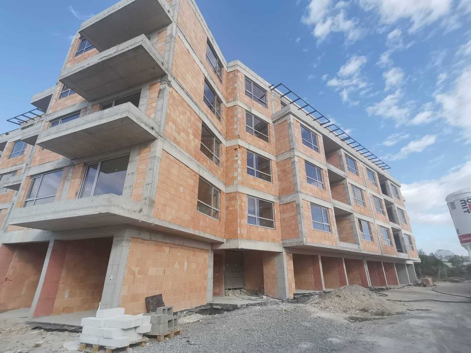 Продава се Тристаен апартамент в Бургас, Славейков - 109 кв.м за 1129 €/кв.м - Снимка #3