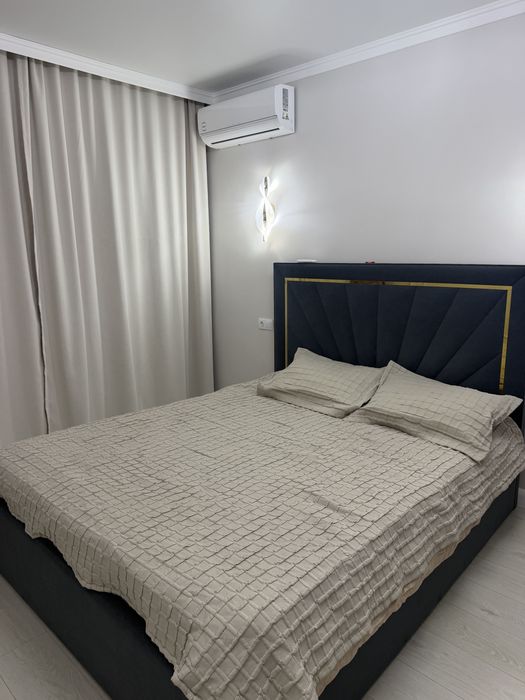 Продам кровать 160/200