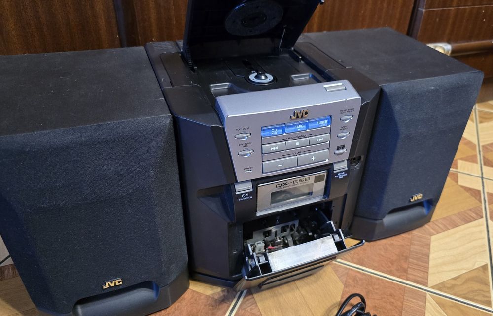 Стерео система JVC DX-E55 уредба