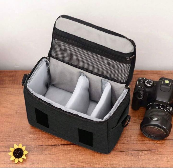 Aparat foto DSLR Canon EOS 2000D NOU!