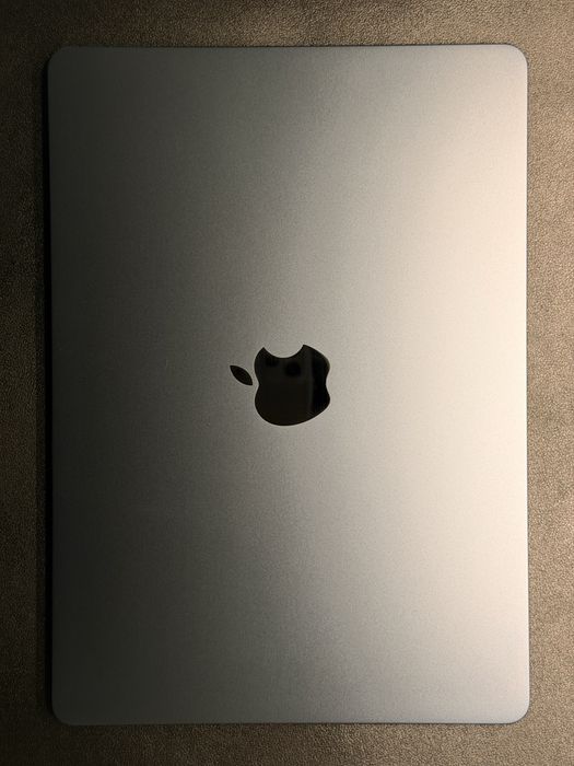 Macbook Air 13, M2 8/512