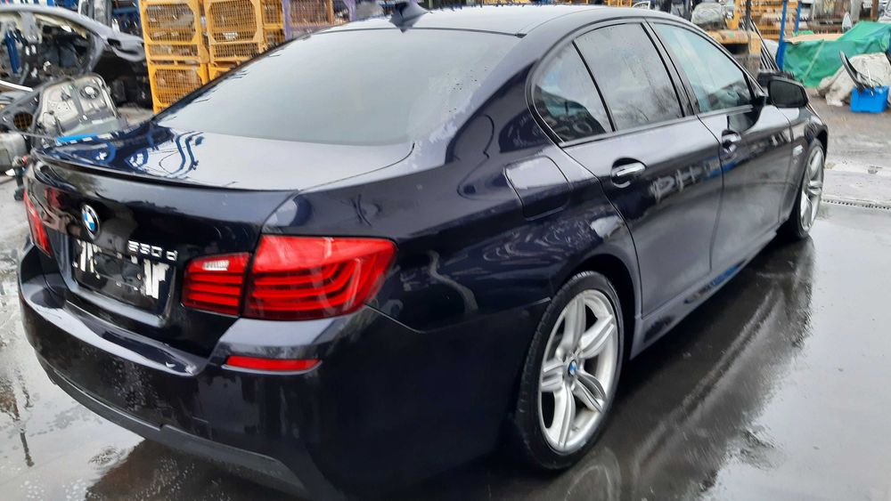 Dezmembrez BMW seria 5 f10 facelift m-pack 530 D n57d30a 258 cp/volan