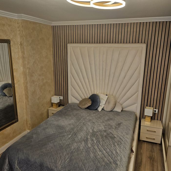 De vanzare -Casa cu 5 camere in Via Carmina, Vladimirescu