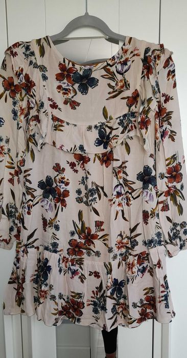 Прекрасна рокля на цветя Zara за ръст 164