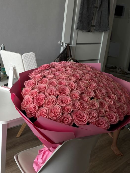 Продам шикарный букет 101 роза
