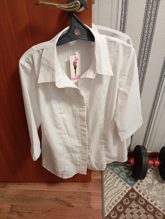 Продам блузки женские