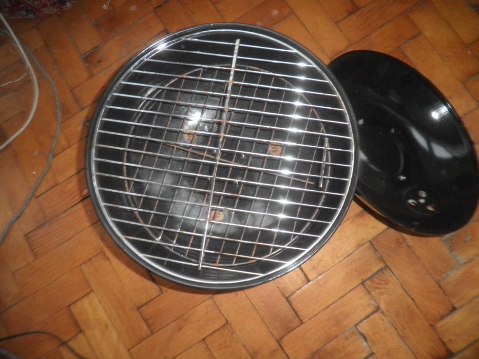 Продавам  барбекю  .