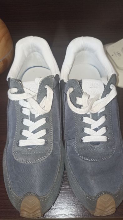 Кроссовки женские