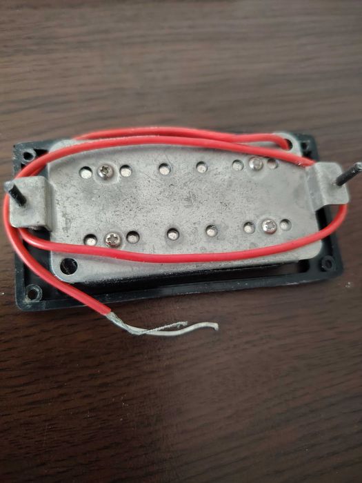 Doze chitara electrica