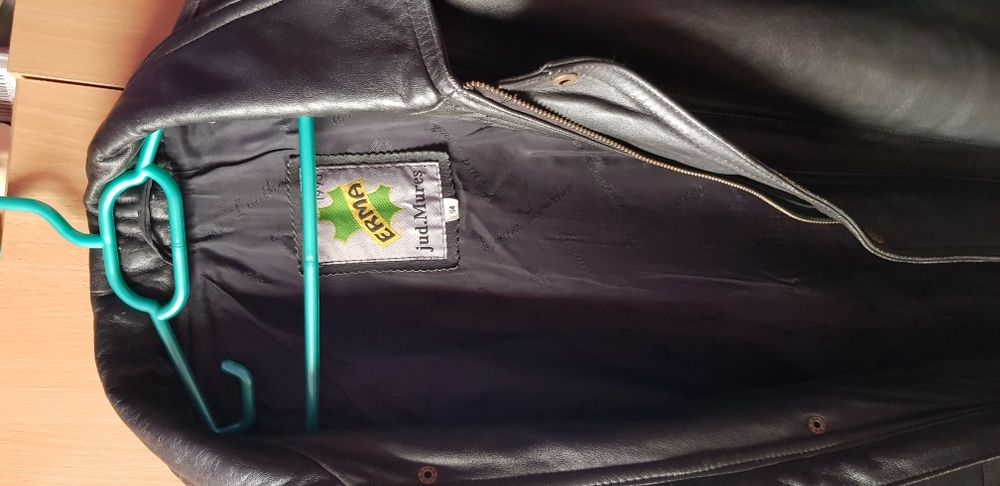 Haină de piele 3/4 mărimea 54