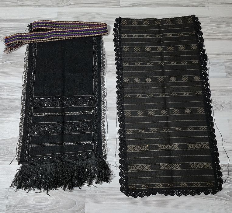 Catrințe/Fote oltenesti ,autentice cu fir metalic auriu + brâu, ~80 ani, lucrate manual