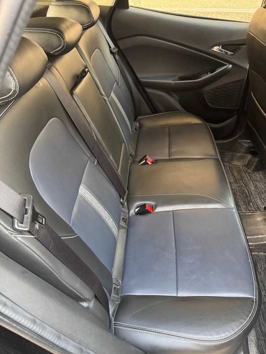 Продаётся Chevrolet Tracker Premier 2023 года