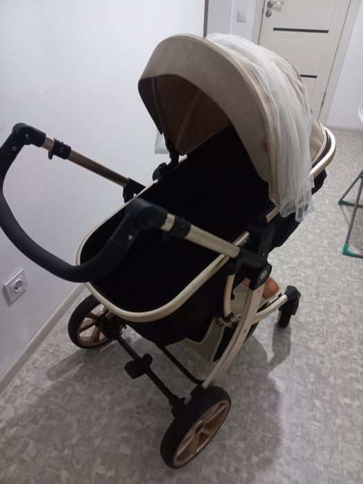 Продам детскую коляску