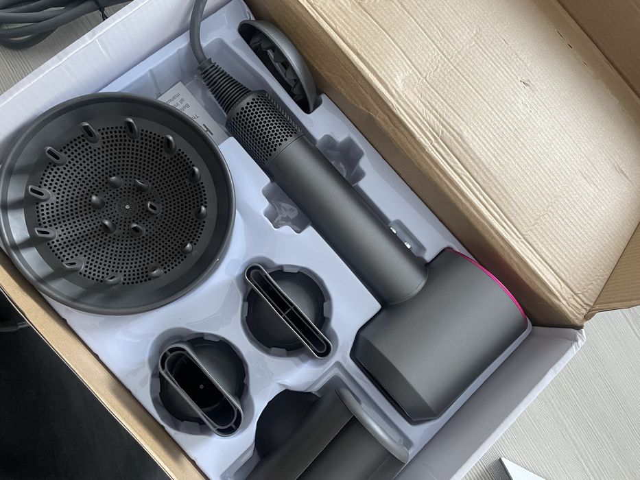 Uscător de păr Dyson HD07 Supersonic