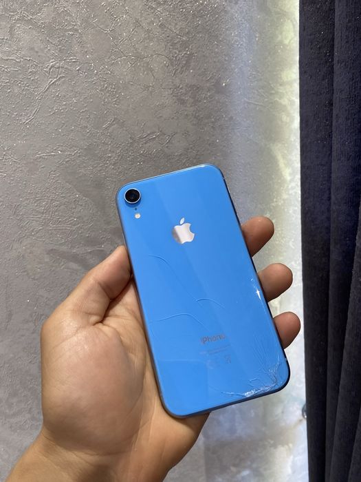 iphone xr      .