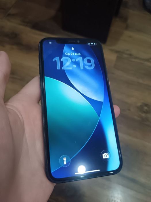 айфон 11 про.