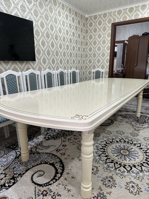Продам гостевой стол 3,5 метра