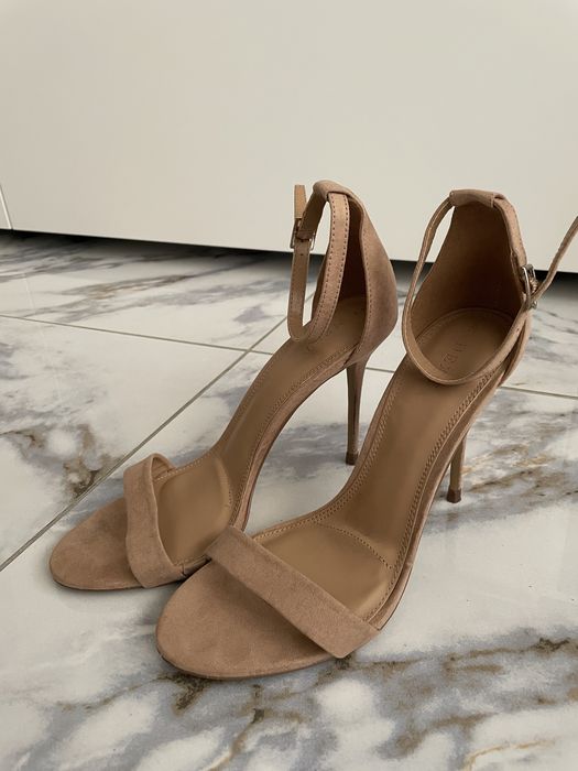Sandale nude, marimea 42