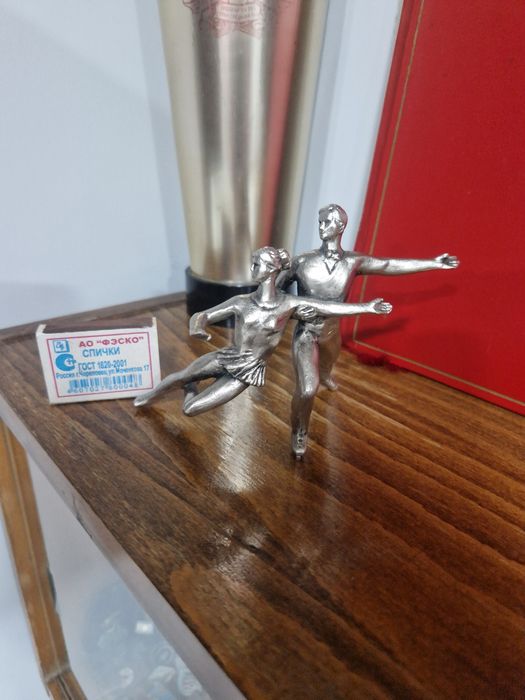 Статуэтка фигуристов СССР