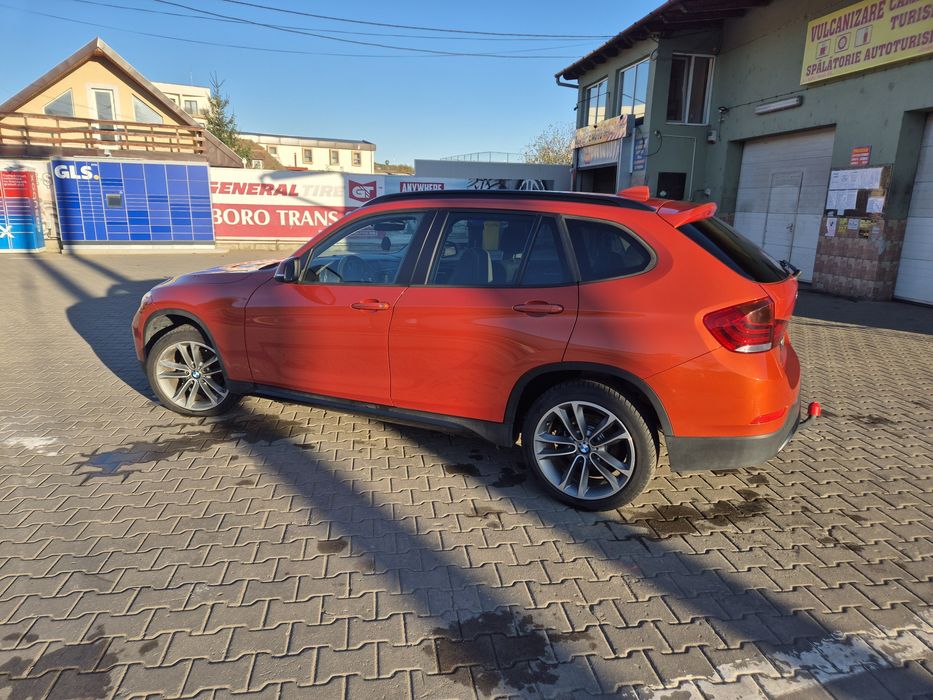Vând BMW model x1 X-drive