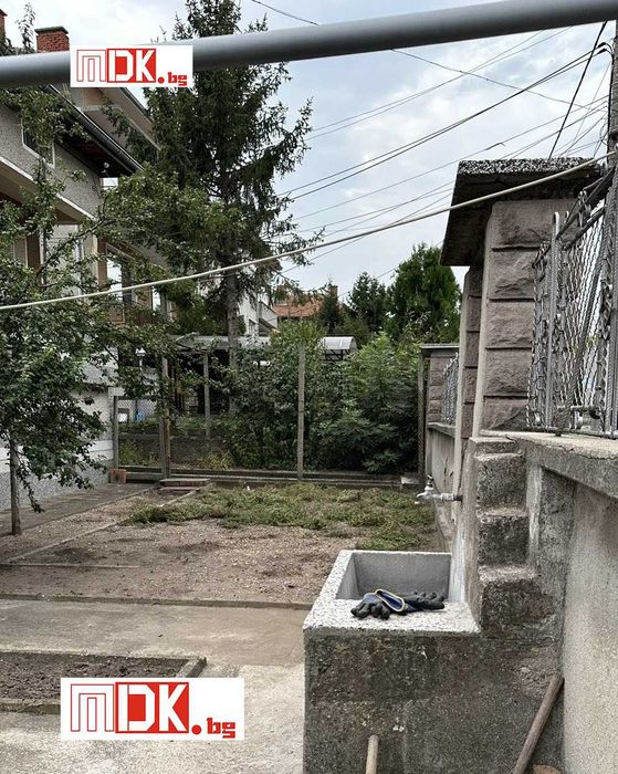 Продава се Къща в Първомай - 100 кв.м за 570 €/кв.м - Снимка #11