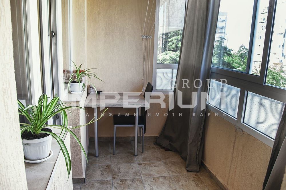 Дава се под наем Двустаен апартамент в Варна, Базар Левски - 70 кв.м за 612 € - Снимка #12