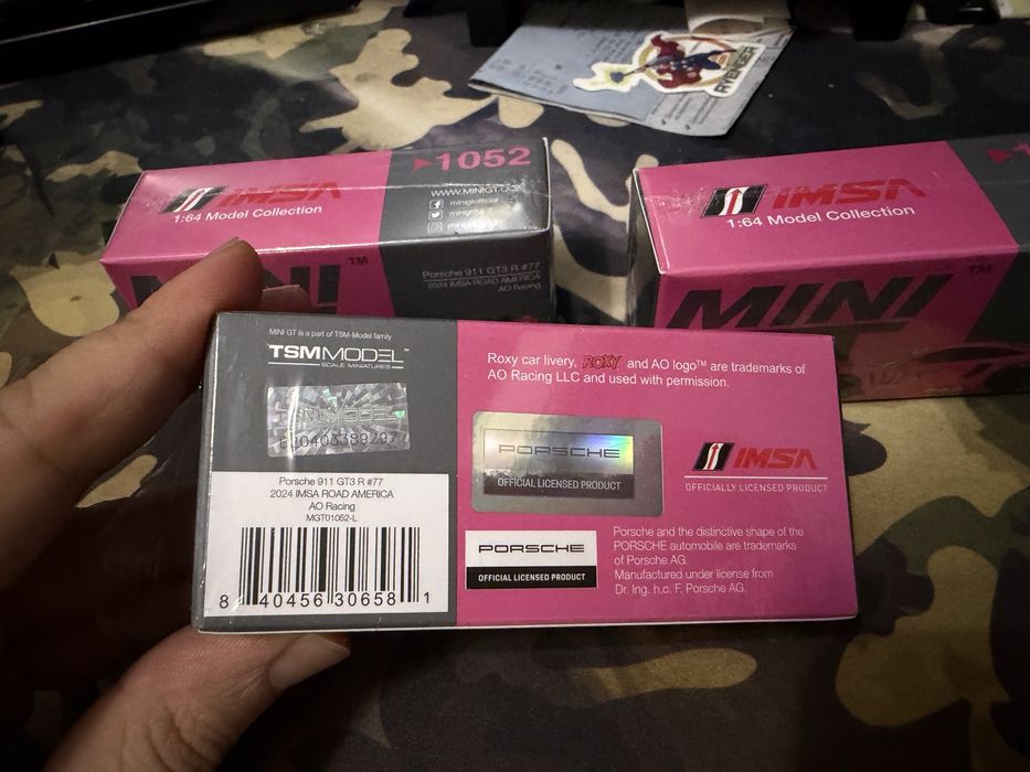 Hot Wheels Premium BMW Twin pack  Porsche GT3 RS - Roxy Mini GT