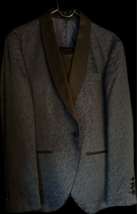 Мъжки абитуриентски костюм