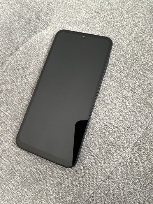 Samsung a25 много запазен