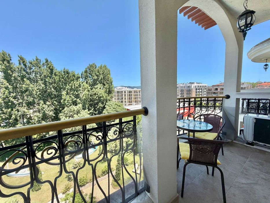 Уютен двустаен апартамент в централната част, к-с „Harmony Suites 11“