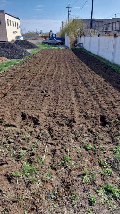 Вспашка огородов и участков.