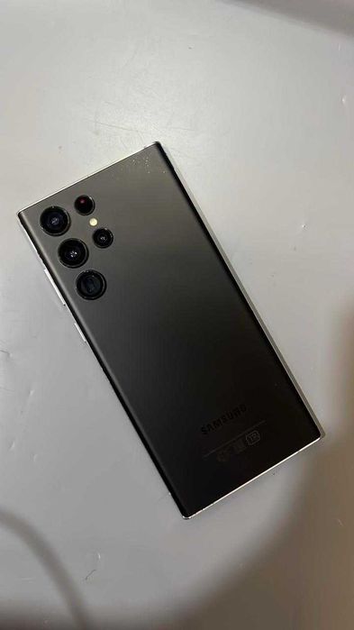 Samsung Galaxy S22Ultra,256 GB (Г.Семей,ул Валиханова 100/1)ЛОТ:995439