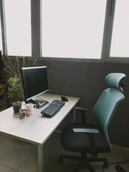 Дава се под наем Офис в Перник, Център - 300 кв.м за 153 € - Снимка #8