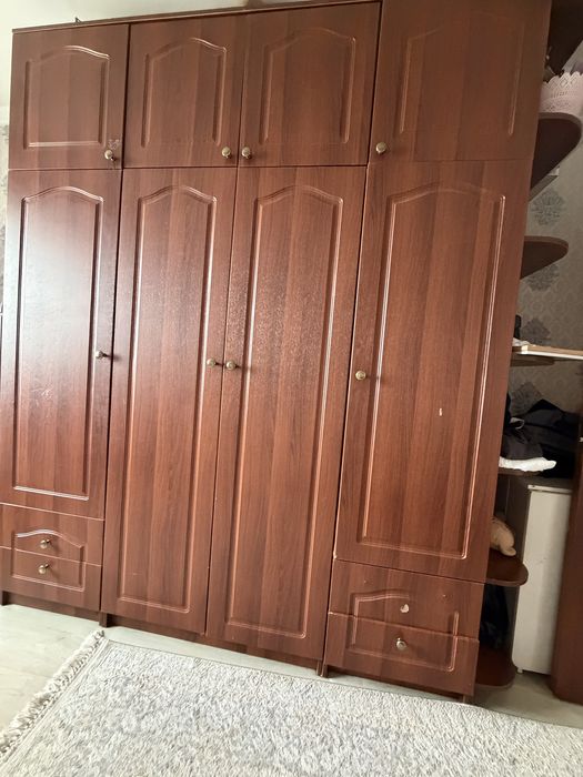 Продам шкаф деревянный самовывоз