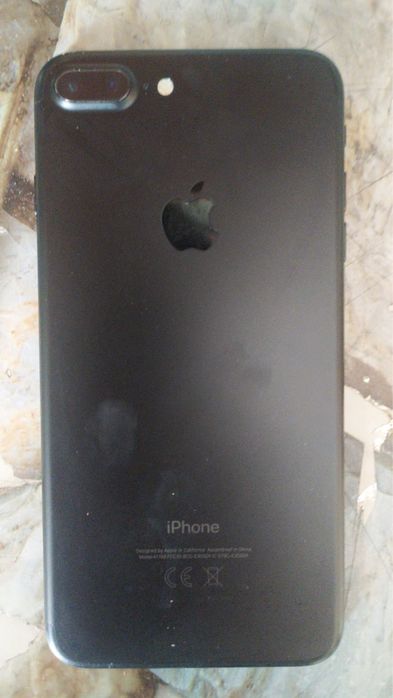 айфон 7+  не прадам