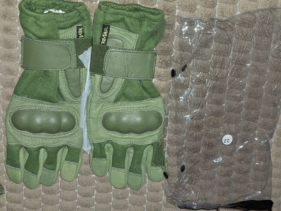 Mănuși tactice noi