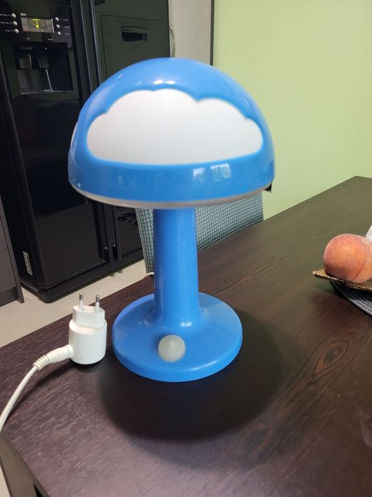 Полулей +нощна лампа