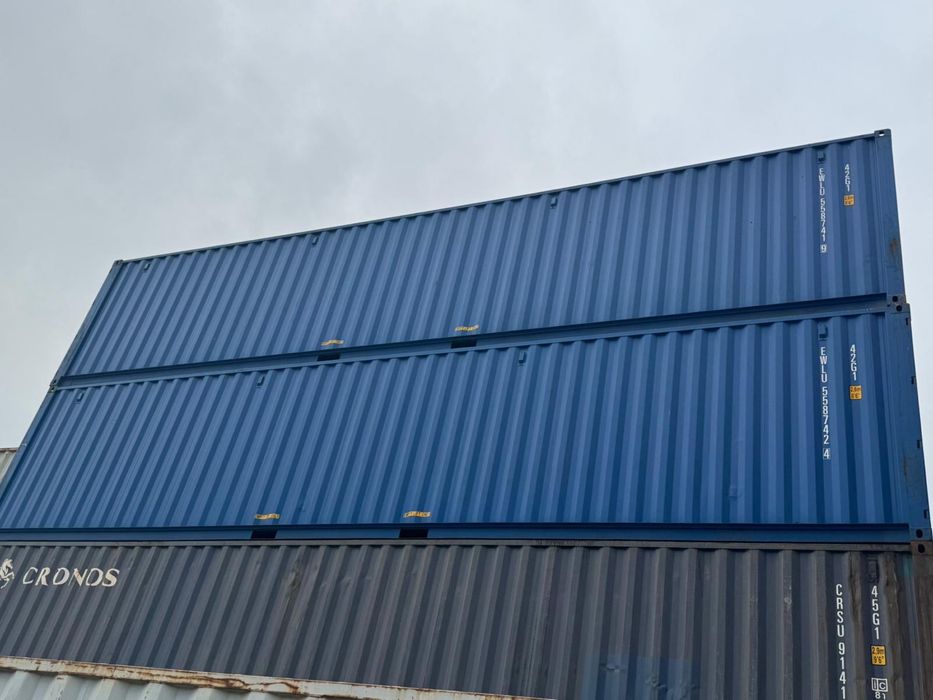 Vand containere maritime de 12 m si 6