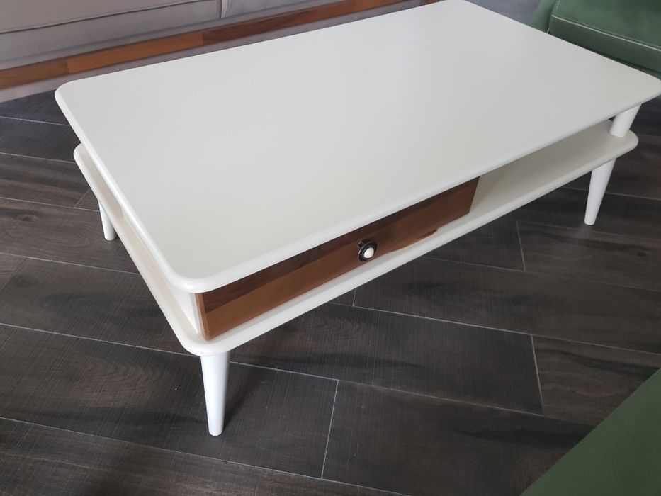 Гарнитура дивани с маса