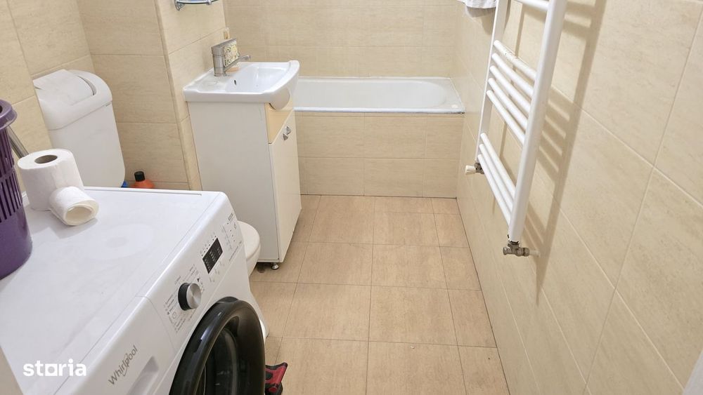 Vand apartament cu 3 camere decomandat in Deva, George Enescu etaj 1,