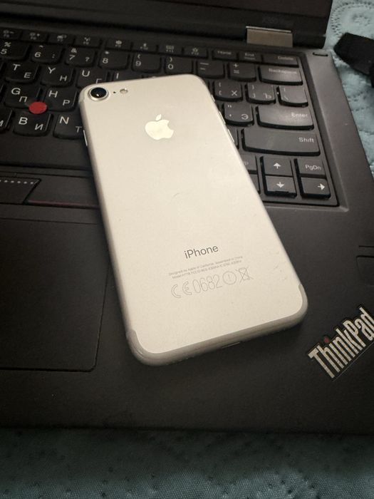 iPhone 7 128gb iOS 10