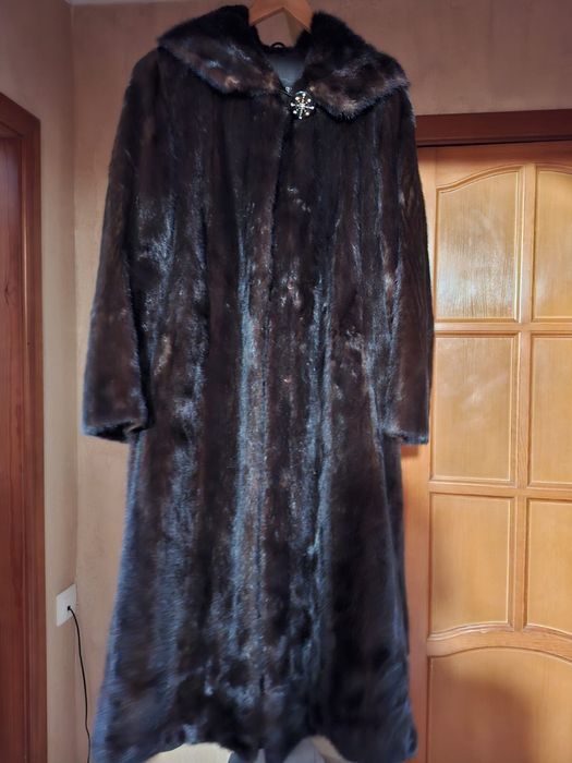 Женская шуба норка