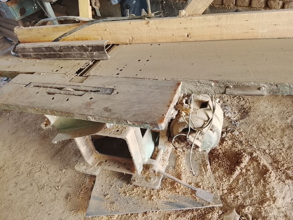 Stanok sotiladi kampekt