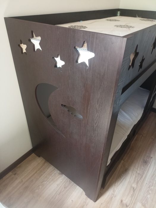 Двухяростная детская кровать